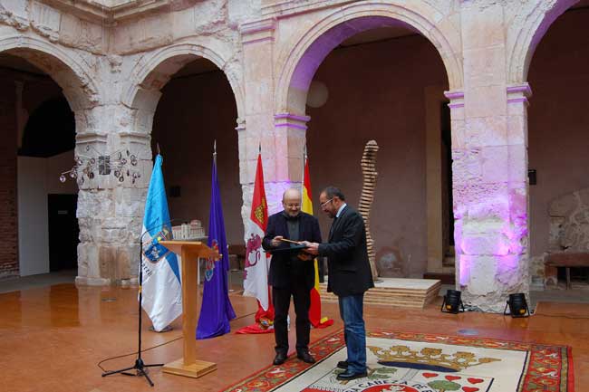 El presidente de la Diputación de Soria entrega los Premios Leonor y Gerardo Diego