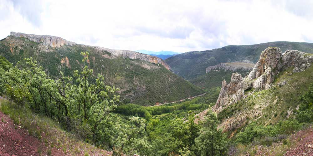 Valle del Isuela y Muela de Beratón